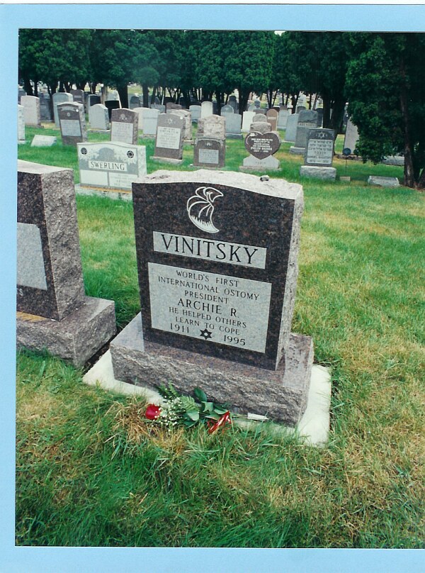 Archie Vinitsky Headstone Photo